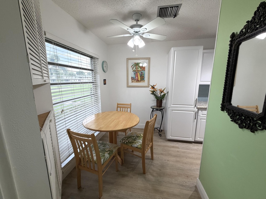 2520 Pansey Lane - Photo 2