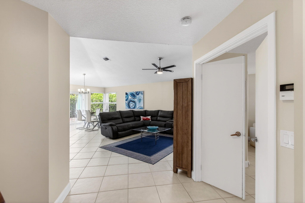 2034 Nw 52nd Street - Photo 1