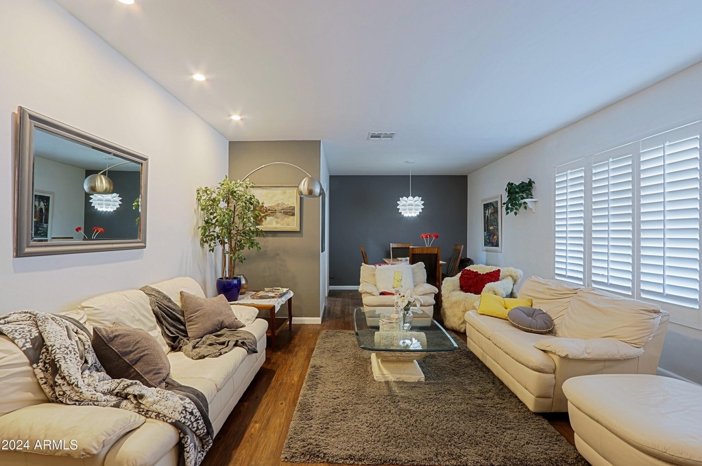 4645 E Windsor Avenue - Photo 5