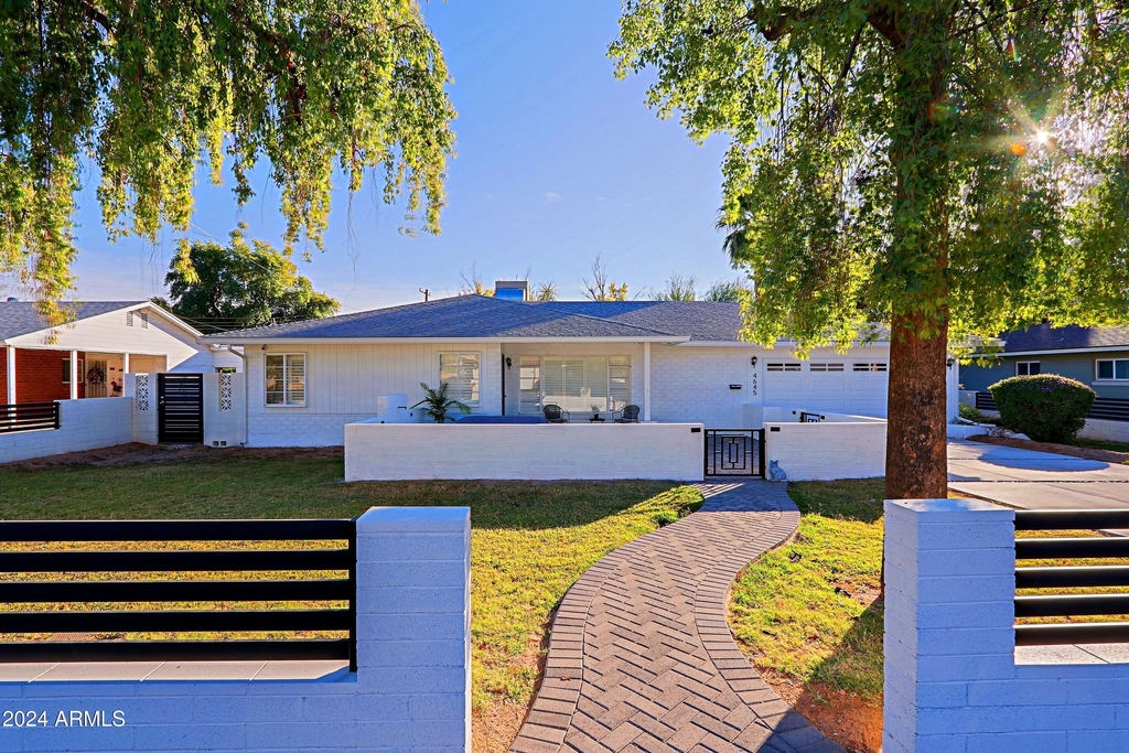 4645 E Windsor Avenue - Photo 0