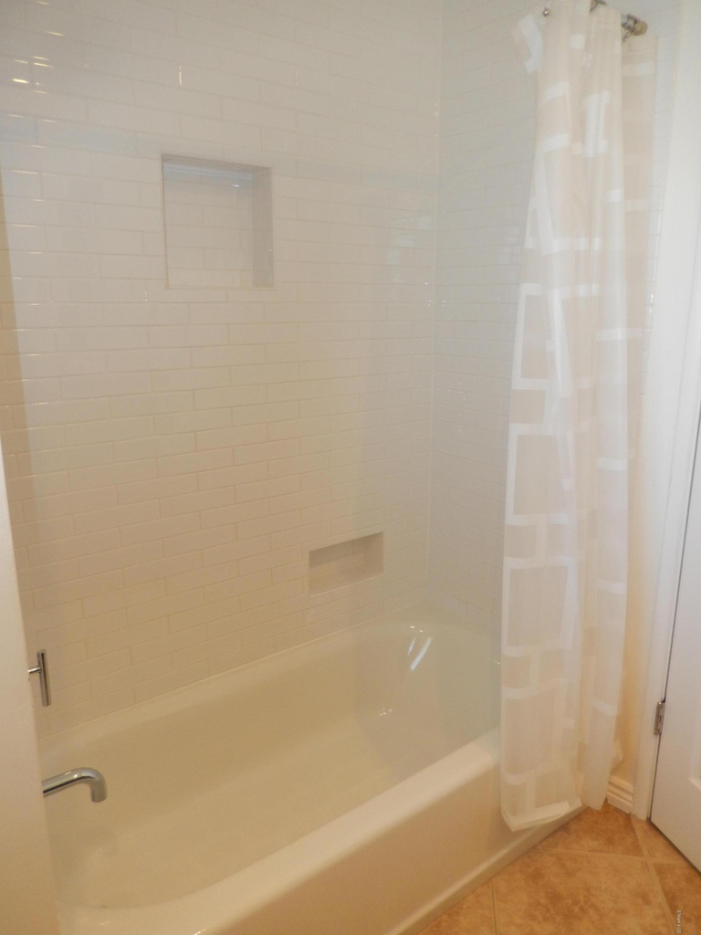 4645 E Windsor Avenue - Photo 23