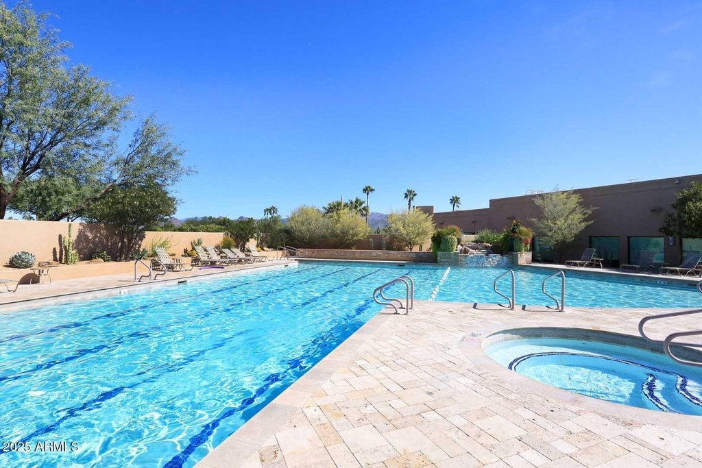 18510 E Leather Lane - Photo 43