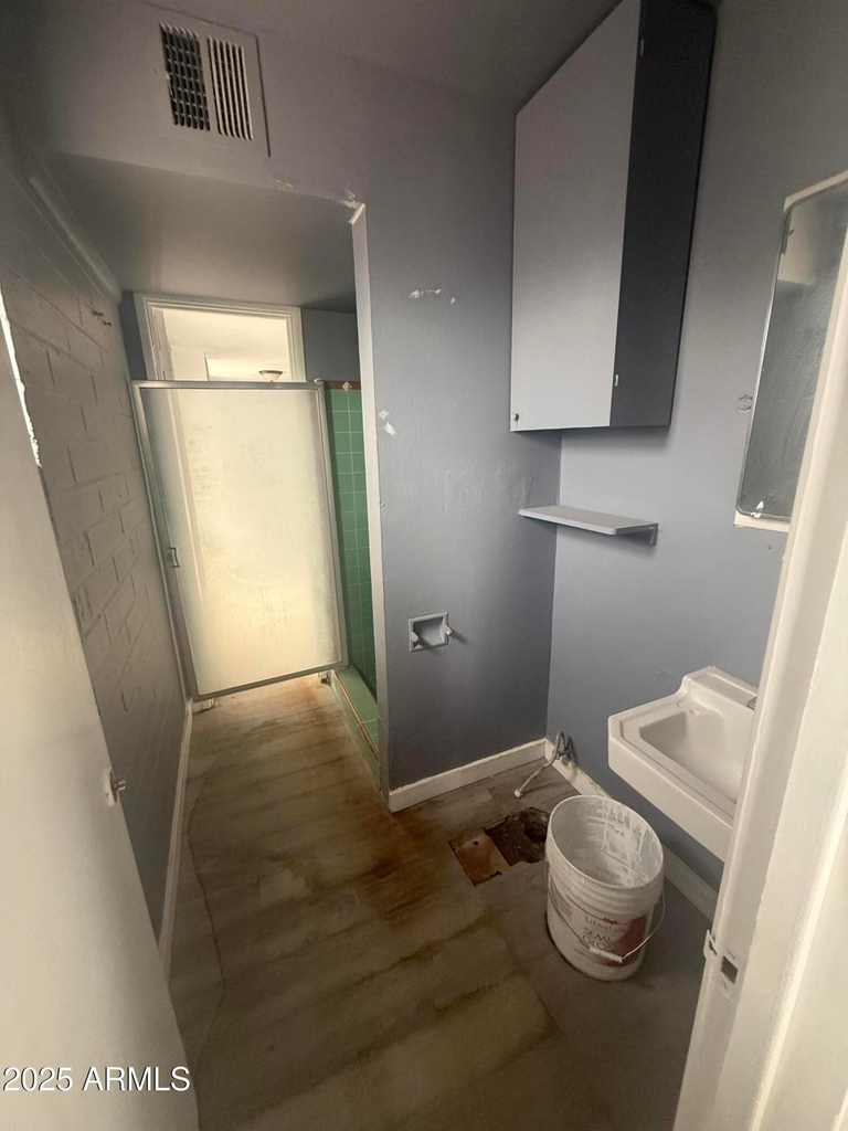 204 N E Street - Photo 4