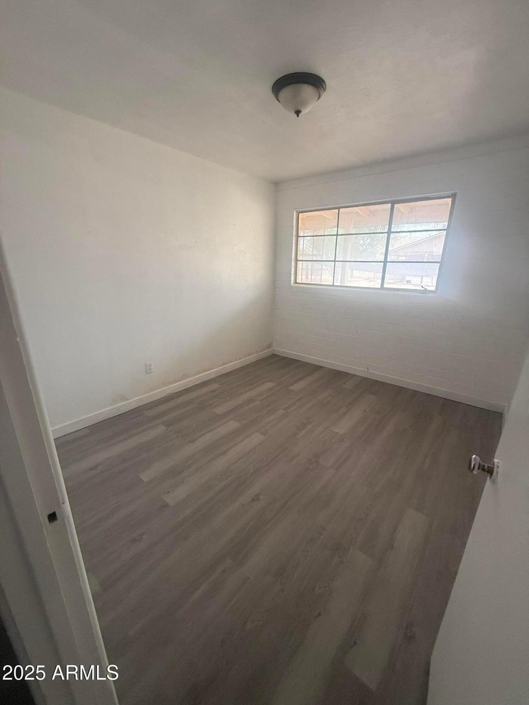 112 W Dr Martin Luther King Jr Street - Photo 14