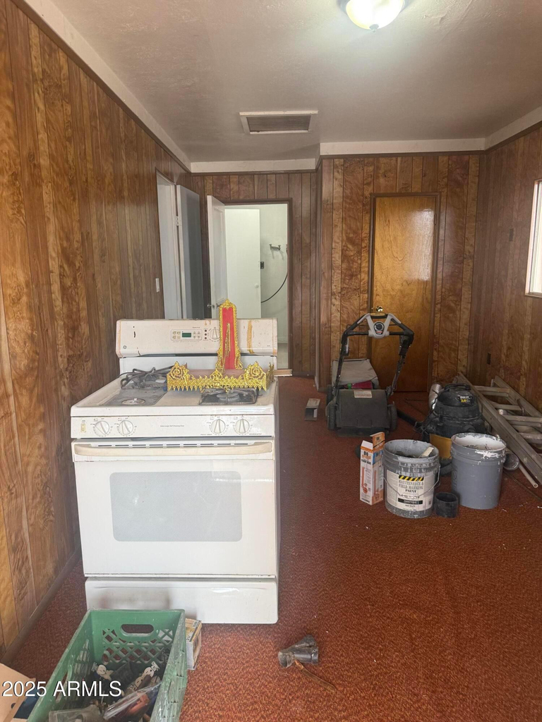 112 W Dr Martin Luther King Jr Street - Photo 16