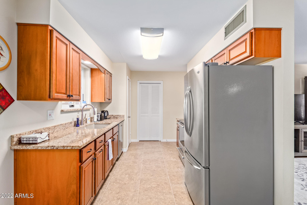 10831 W Tropicana Circle - Photo 10