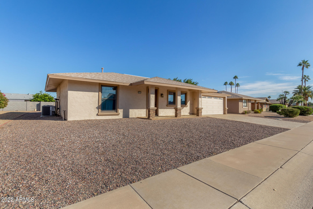 10831 W Tropicana Circle - Photo 26