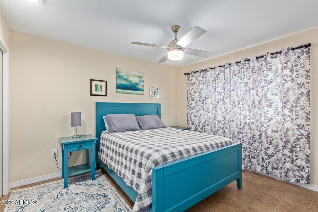 10831 W Tropicana Circle - Photo 12