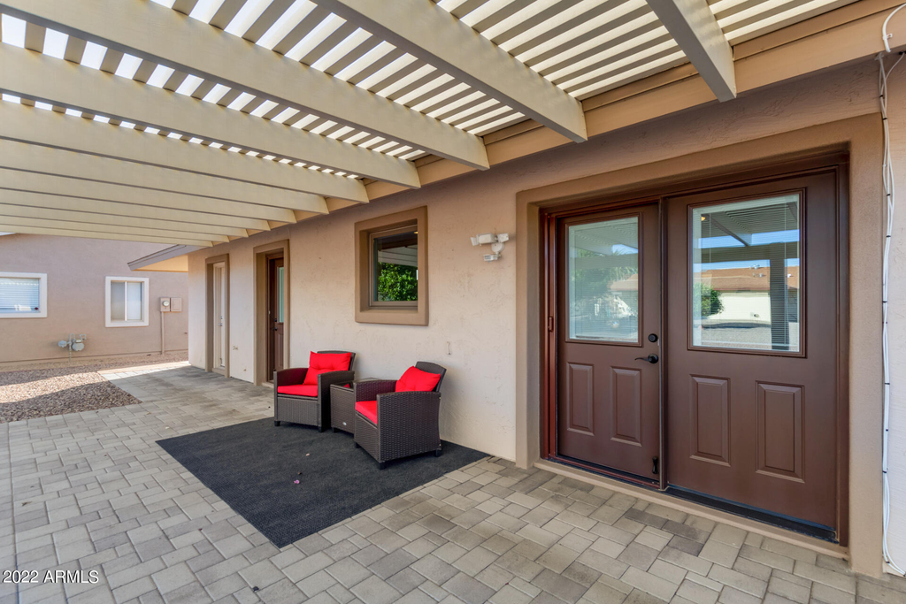 10831 W Tropicana Circle - Photo 18