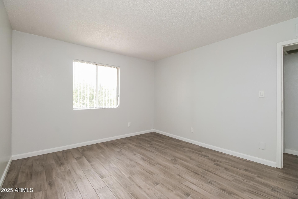 1050 W University Drive - Photo 7
