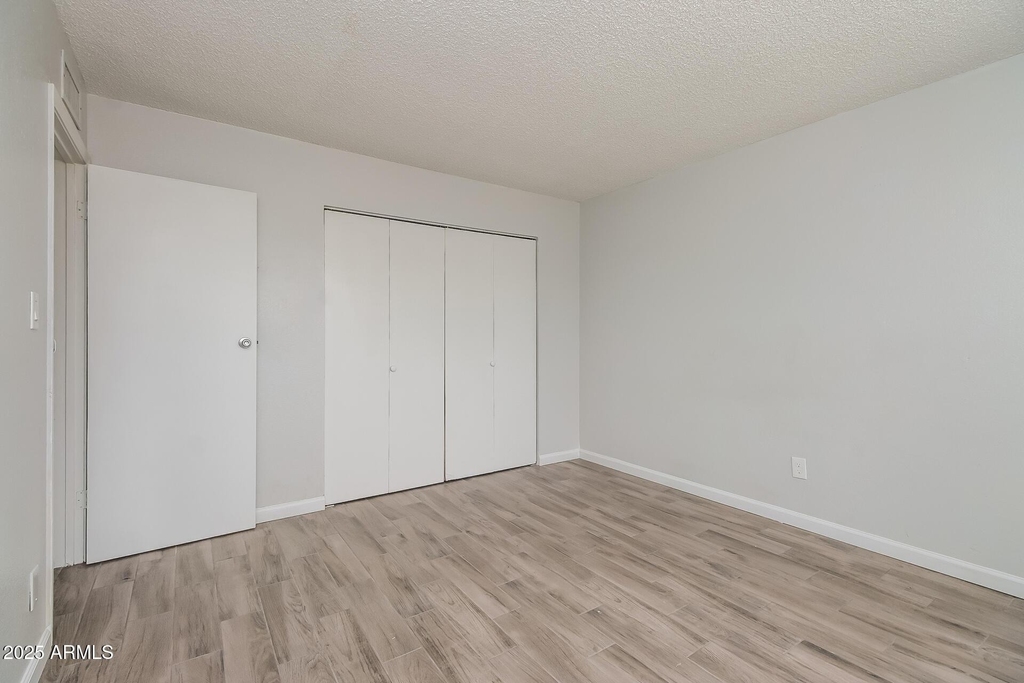 1050 W University Drive - Photo 8