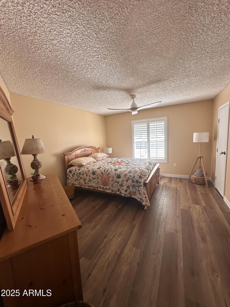 17247 N 106th Avenue - Photo 14