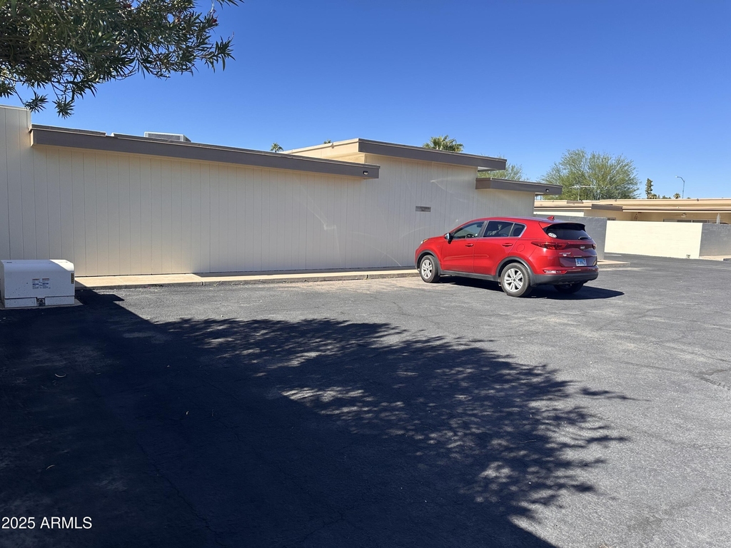 17247 N 106th Avenue - Photo 23