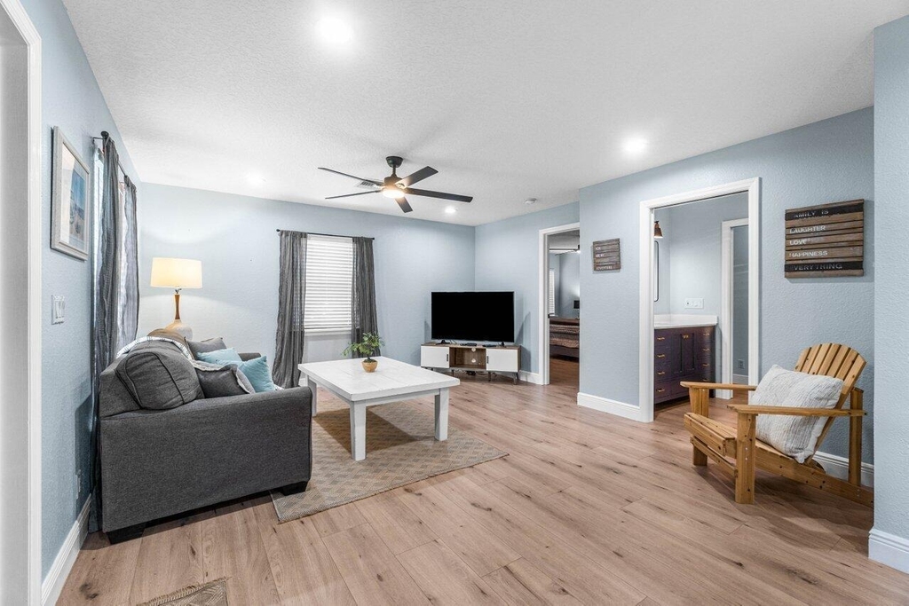 3303 Custer Avenue - Photo 13