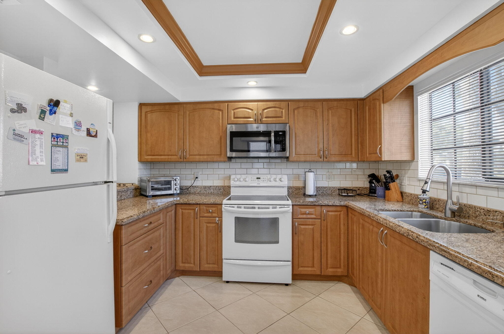 15694 Loch Maree Lane - Photo 13