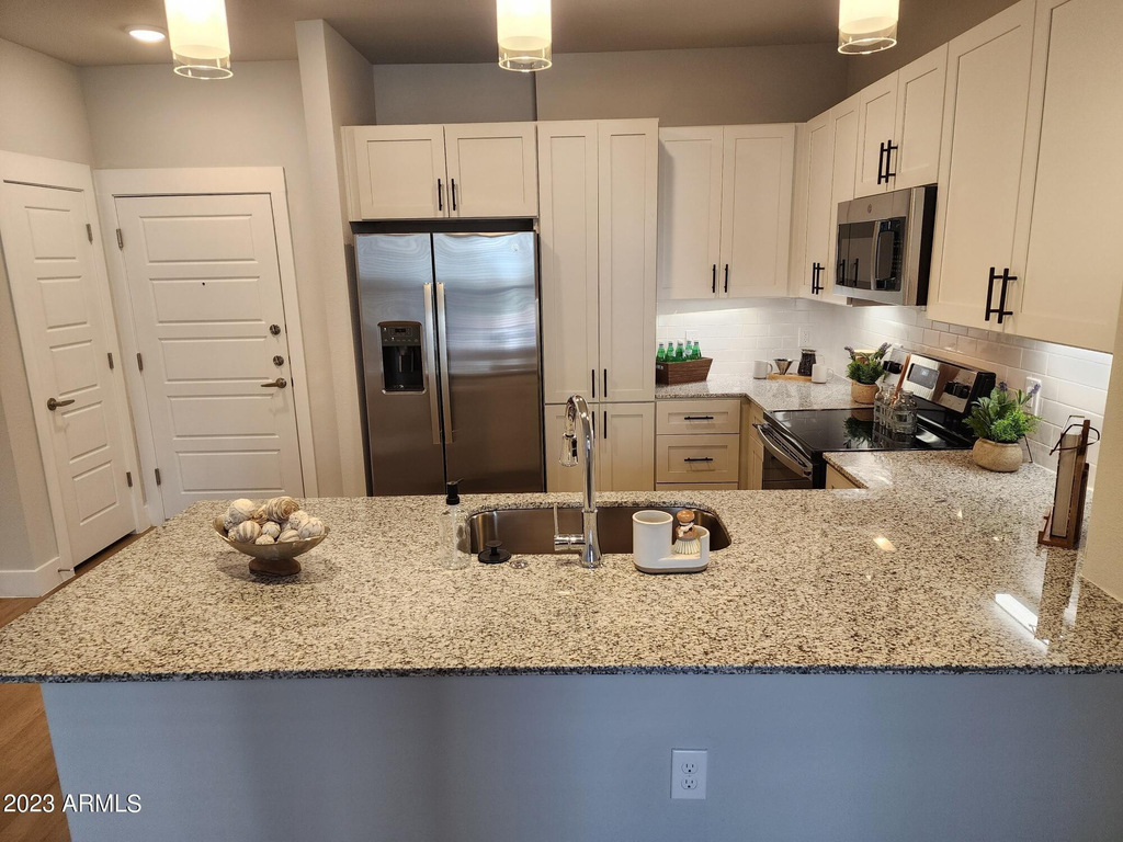 4755 E Southern Avenue - Photo 2