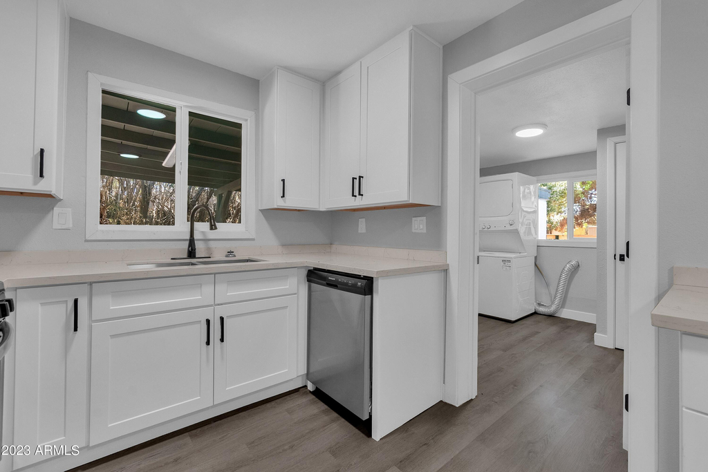 3110 N 39th Street - Photo 6