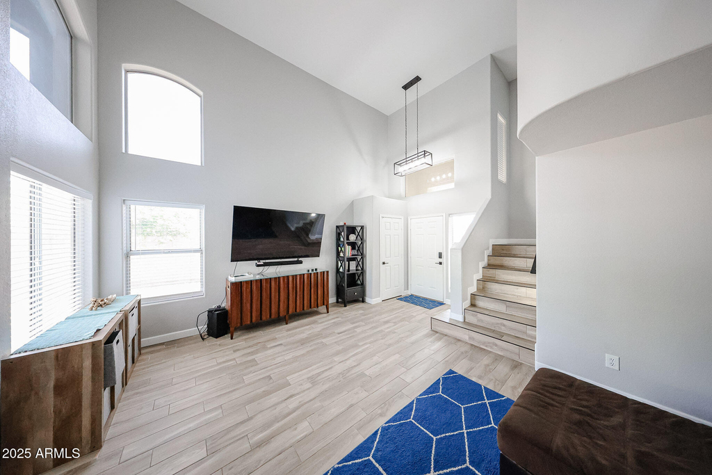 3902 E Rosemonte Drive - Photo 7