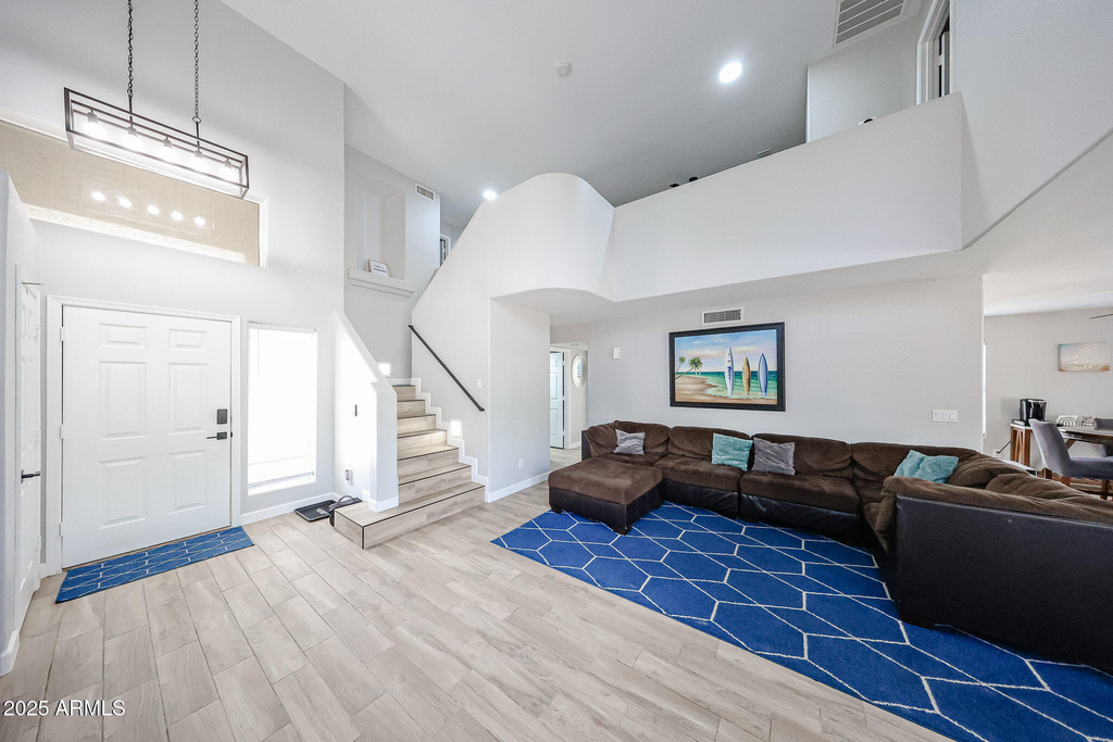 3902 E Rosemonte Drive - Photo 5