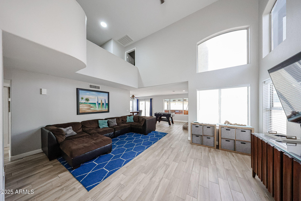3902 E Rosemonte Drive - Photo 4