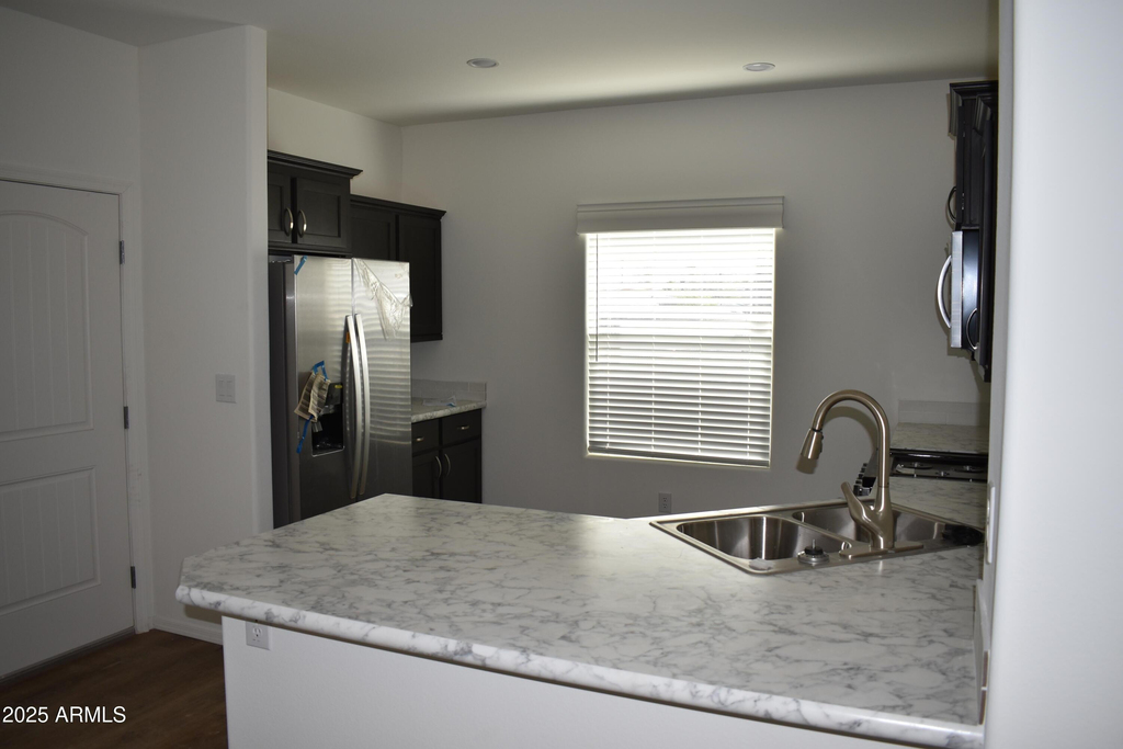 620 W Limberlost Drive - Photo 5