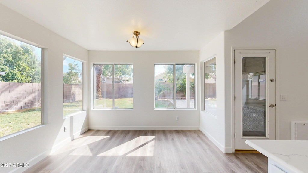 21927 N 74th Lane - Photo 11