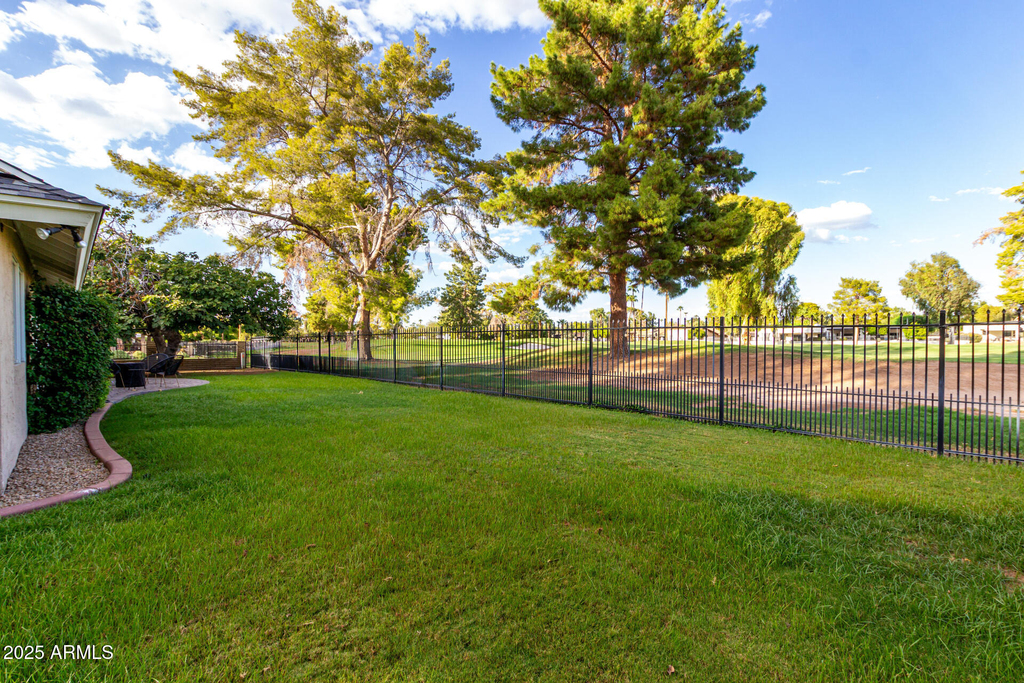 14425 N Coral Gables Drive - Photo 57