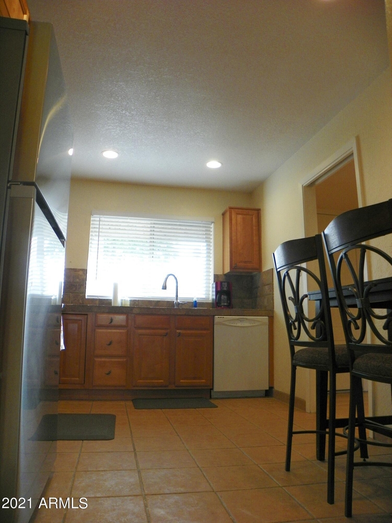 7360 N Via Camello Del Norte -- - Photo 5