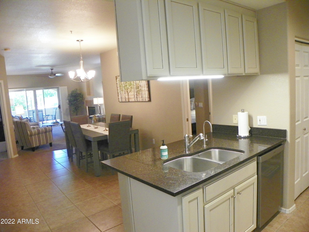 8653 E Royal Palm Road - Photo 3