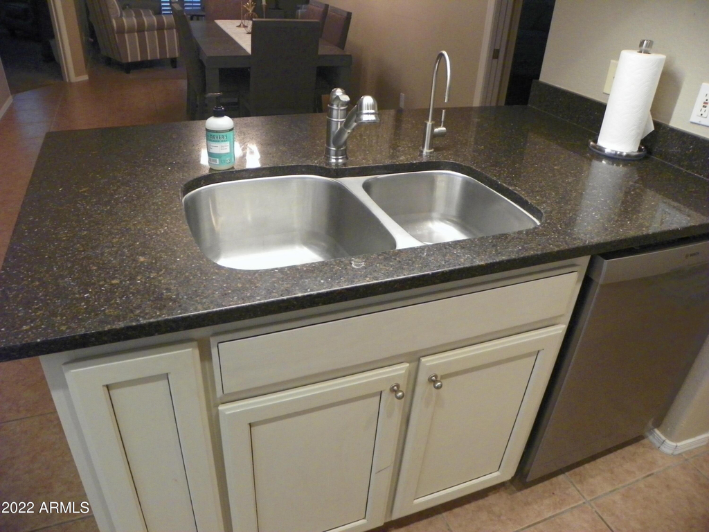 8653 E Royal Palm Road - Photo 10