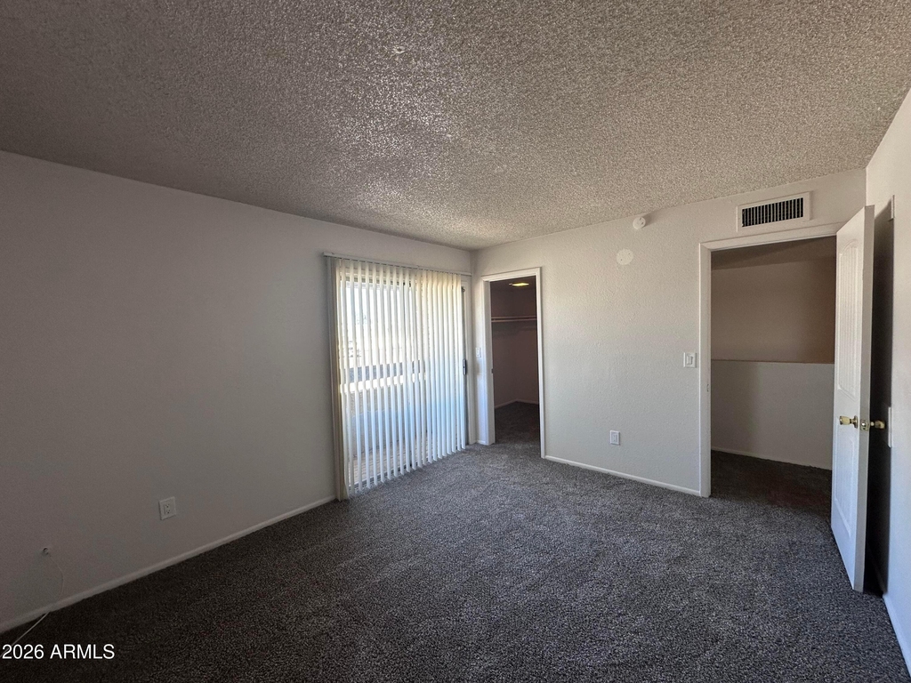 2690 N 43rd Avenue - Photo 18