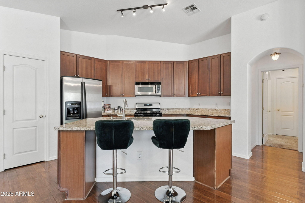 15927 N 171st Drive - Photo 5