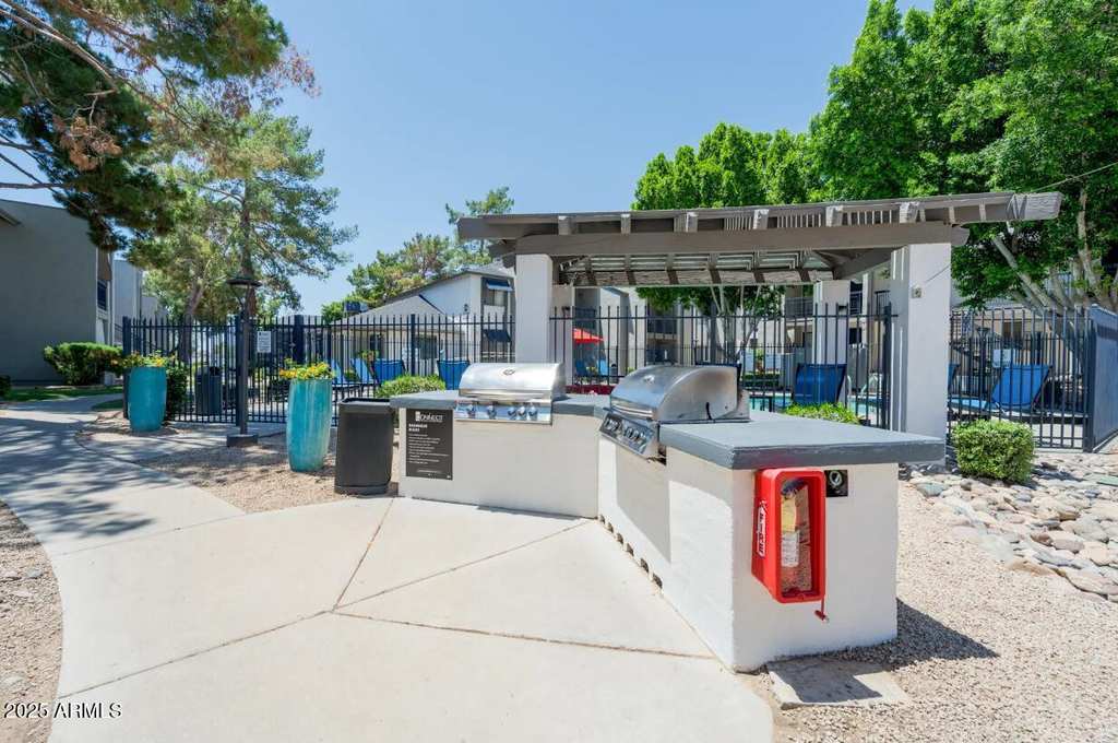 2311 E Union Hills Drive - Photo 8