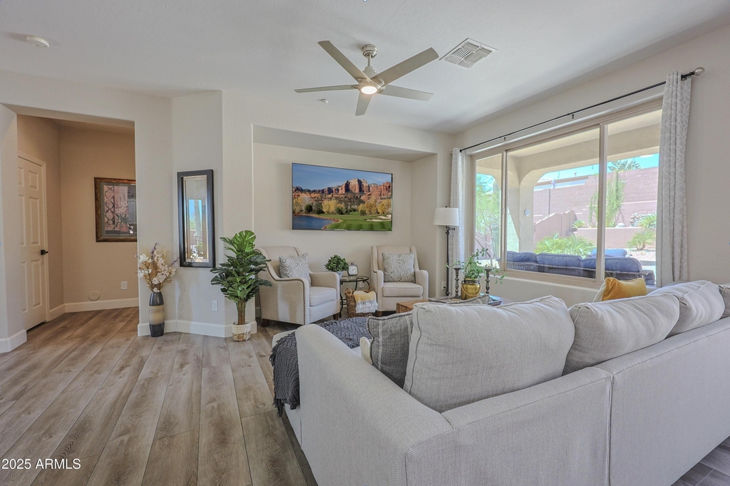 2462 W Turtle Hill Drive - Photo 8