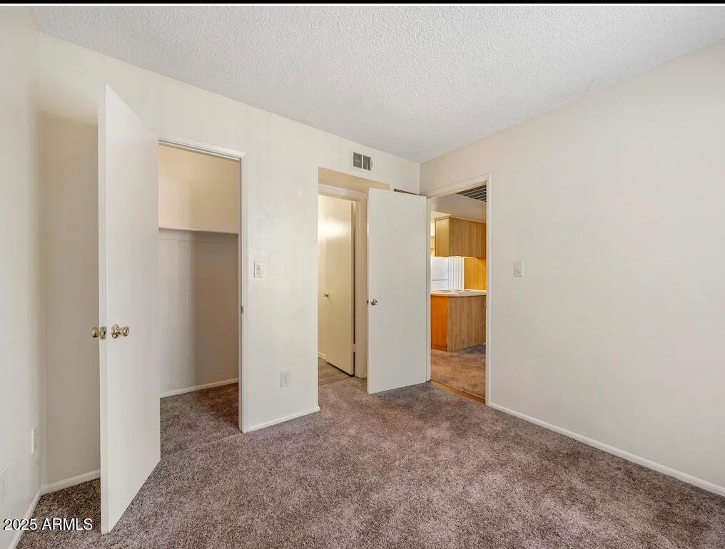 5750 N 59th Avenue - Photo 3