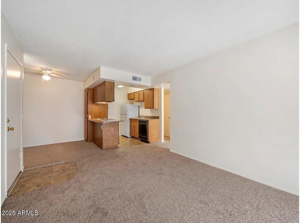 5750 N 59th Avenue - Photo 1