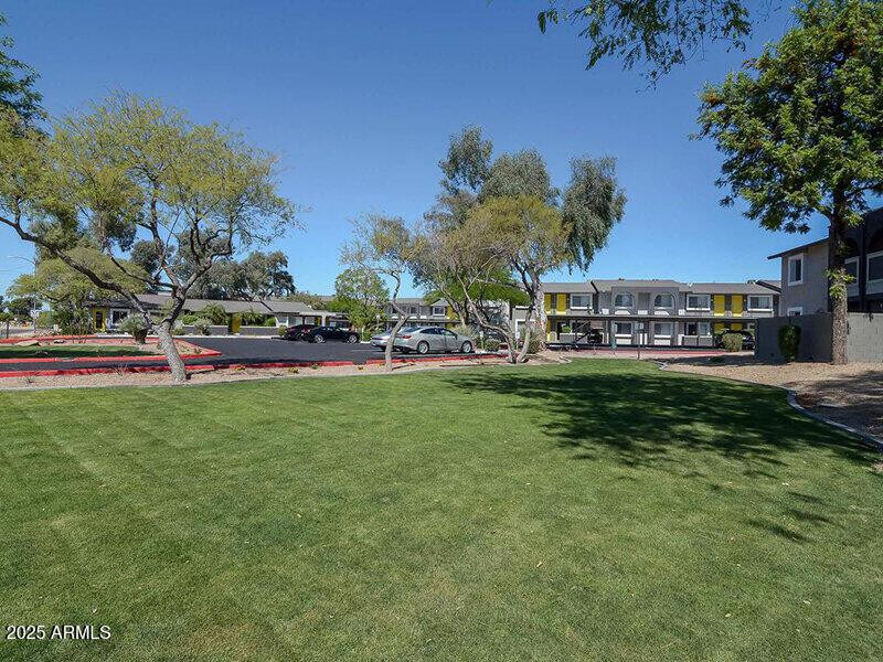 17805 N 40th Street - Photo 1