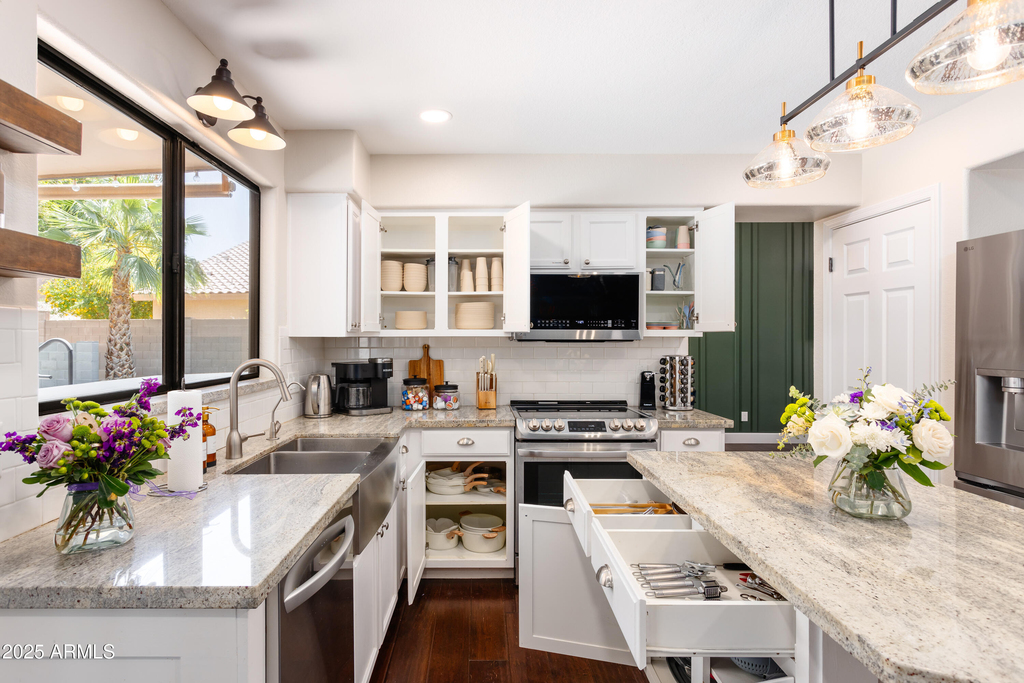 20619 N 16th Way - Photo 18