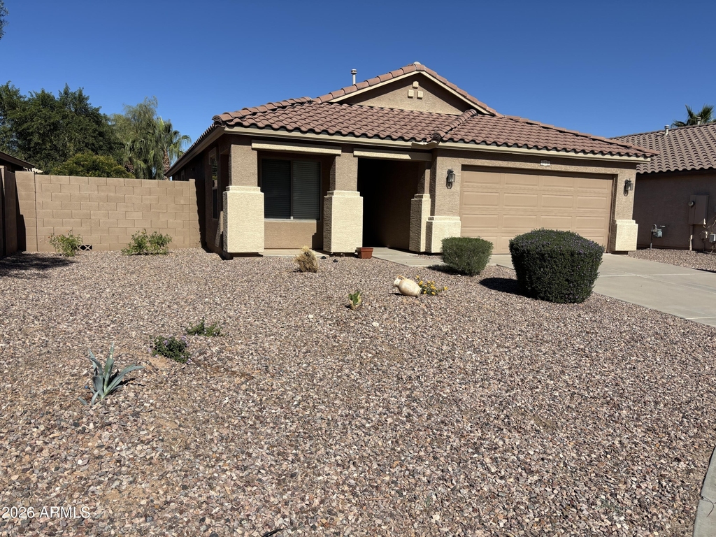 776 W Fairlane Court - Photo 0