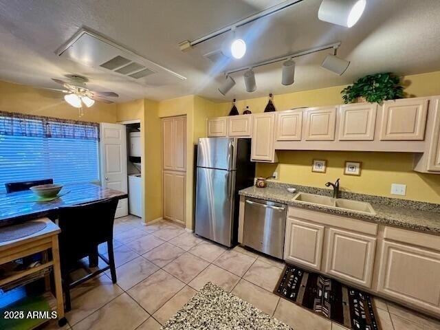 15151 N Frank Lloyd Wright Boulevard - Photo 12