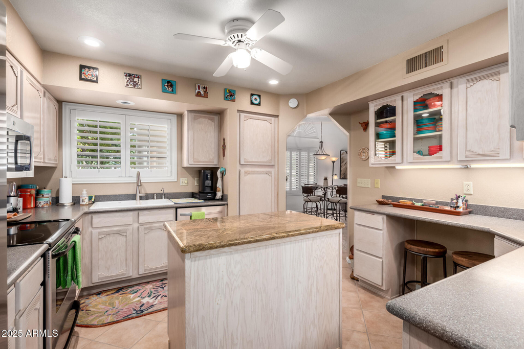 11011 N 92nd Street - Photo 6