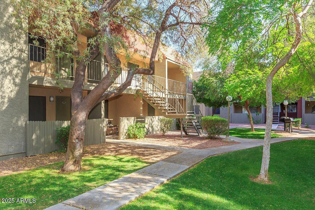 3040 E Shea Boulevard - Photo 9