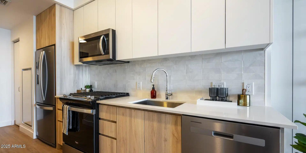 817 N 6th Street - Photo 3