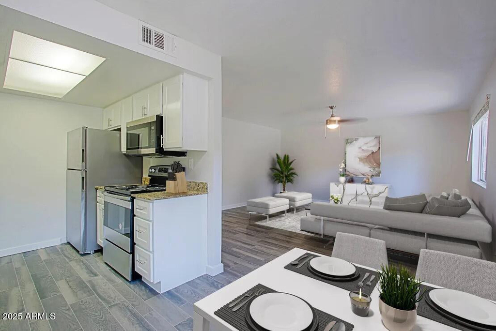 1248 S Vineyard - Photo 3
