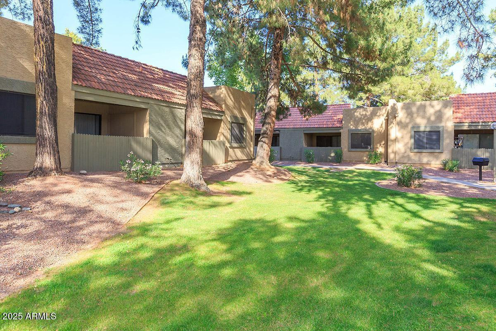 3040 E Shea Boulevard - Photo 0