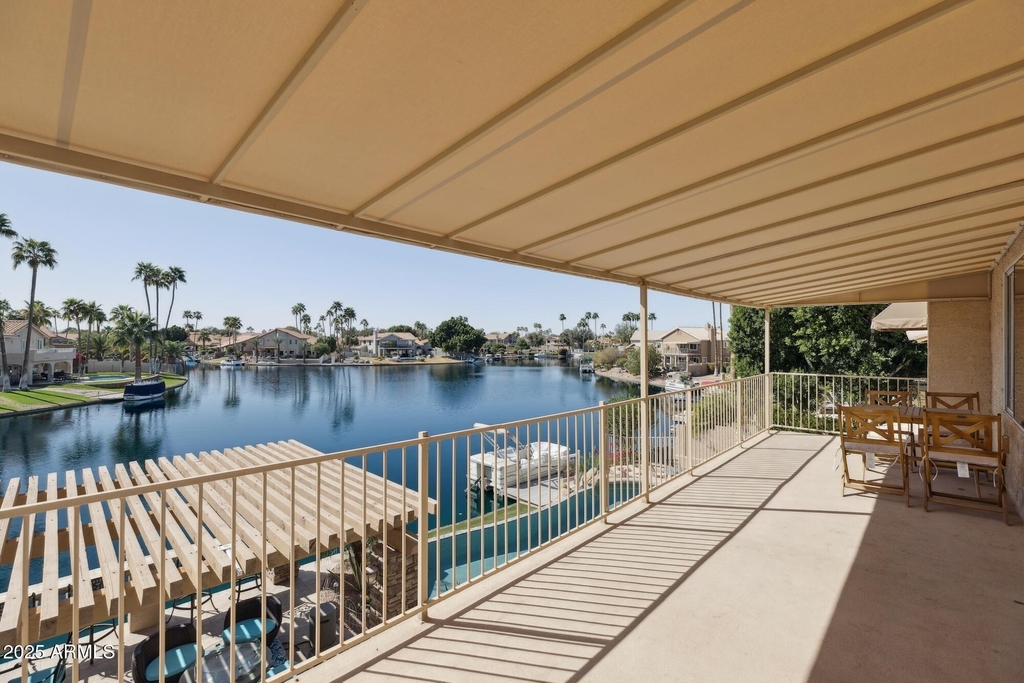 1321 W Shellfish Drive - Photo 4