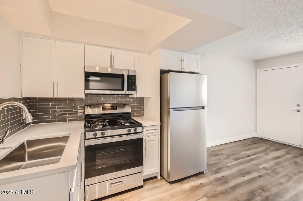 1645 E Thomas Road - Photo 3