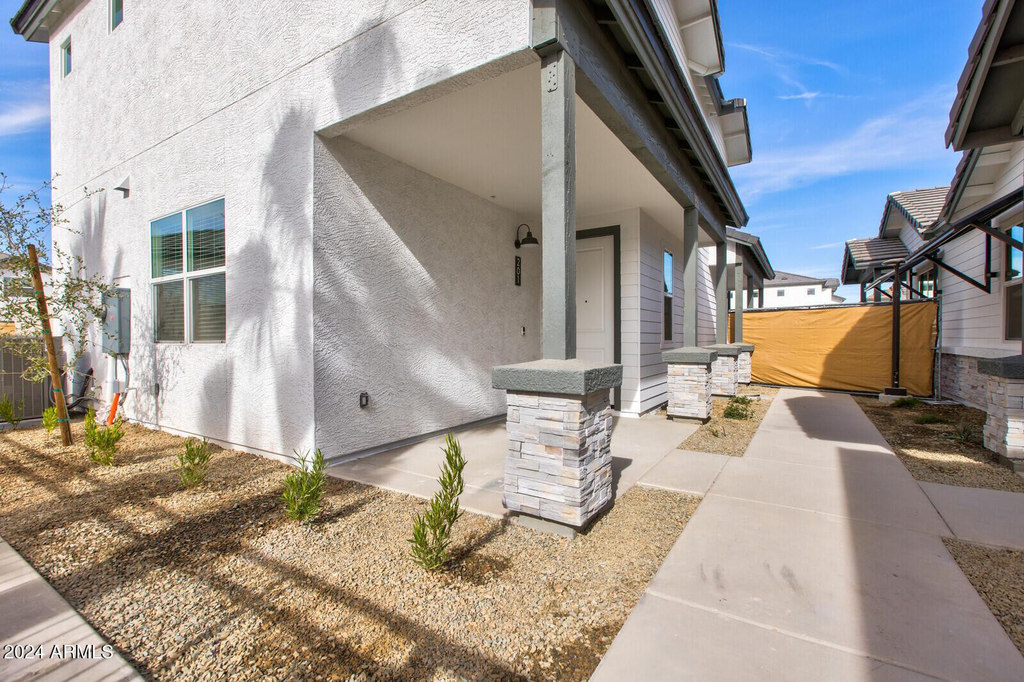35155 N Thompson Road - Photo 1
