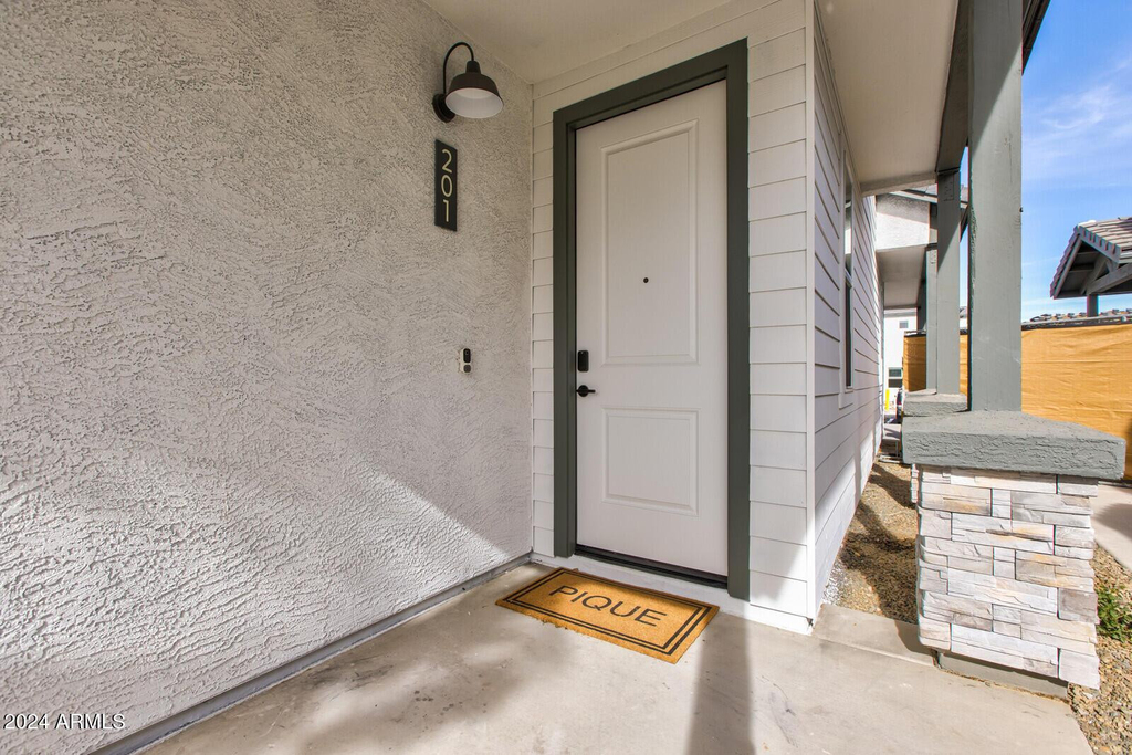35155 N Thompson Road - Photo 2