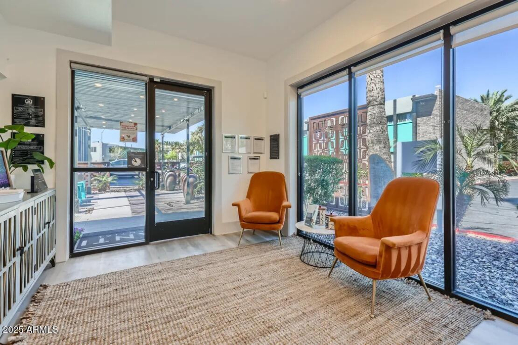 1645 E Thomas Road - Photo 11